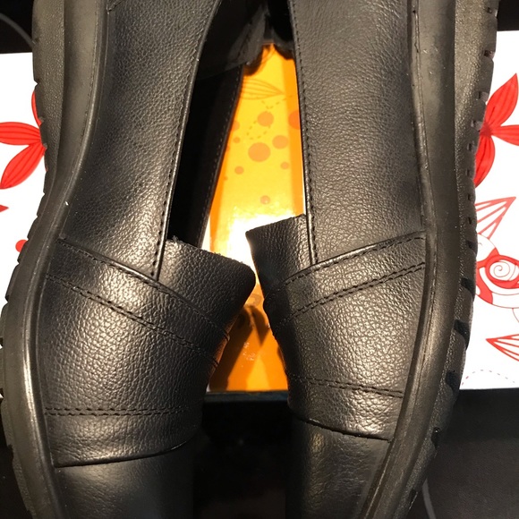 Black Slip On Loafers-Non Slip-NWT-Size 6-NWT - Picture 6 of 8